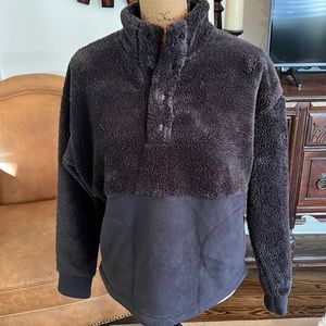 Womens Fleece by All In Motion size M
